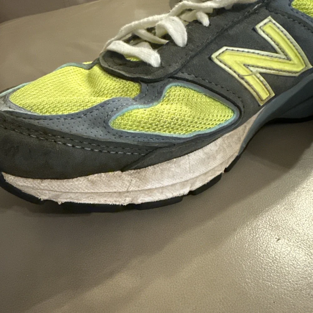 New Balance 990v5 Made In USA Shoes Womens Size 9 D Grey Yellow Classic Sneakers